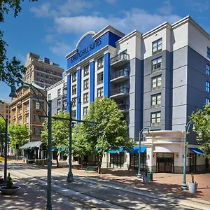 Springhill Downtown Hotel