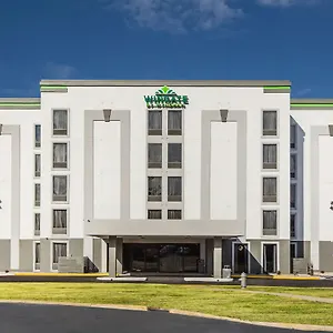 https://americas-best-value-inn-and-suites-louisville-airport.hotels-louisville.com